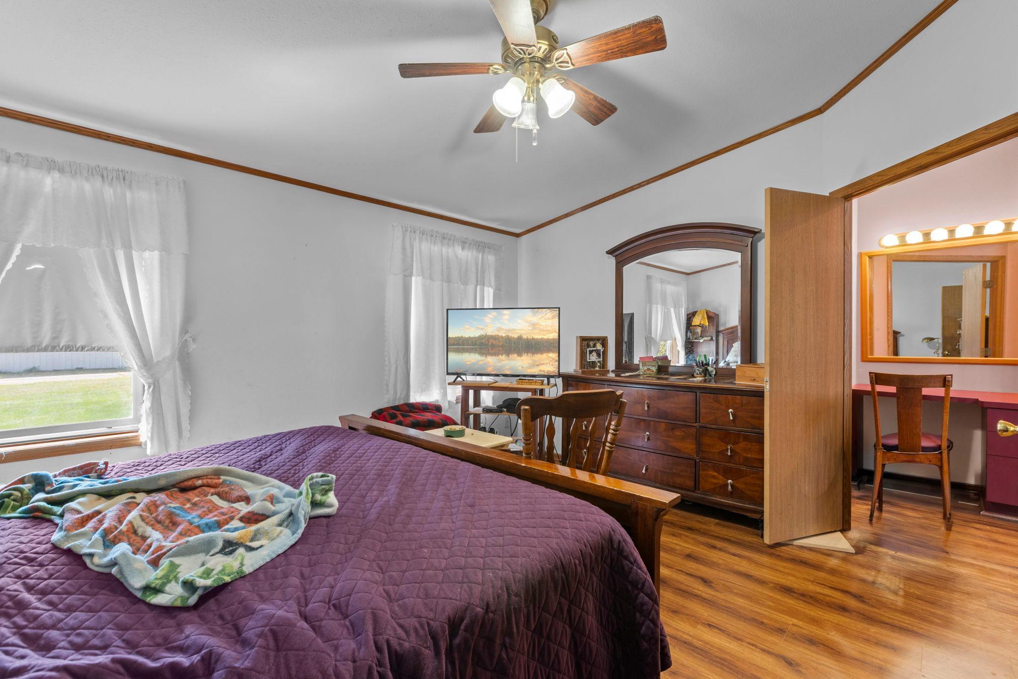 Nice sized primary bedroom with large private bath and walk-in closet