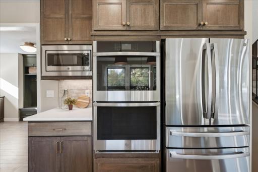 810 155th Lane NW, Andover, MN 55304