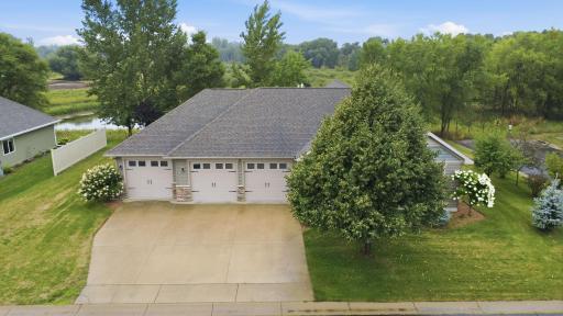 1-web-or-mls-DJI_0952_autoremove_54569371.jpg