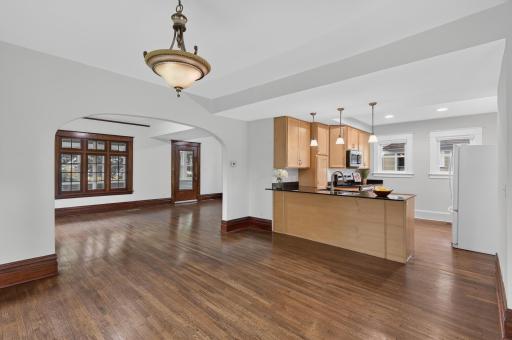 2162 Dayton Avenue, Saint Paul, MN 55104