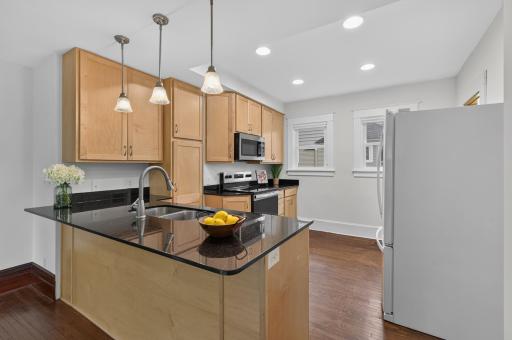 2162 Dayton Avenue, Saint Paul, MN 55104