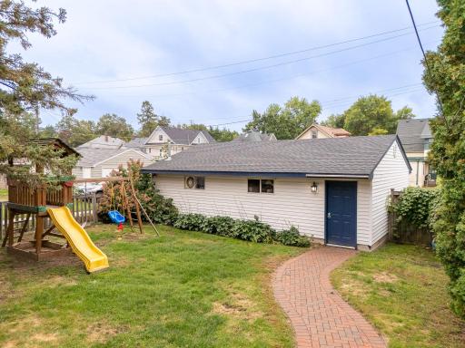 2012 Selby Avenue, Saint Paul, MN 55104