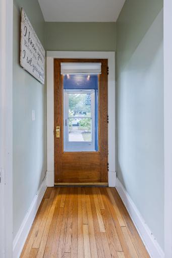 2012 Selby Avenue, Saint Paul, MN 55104