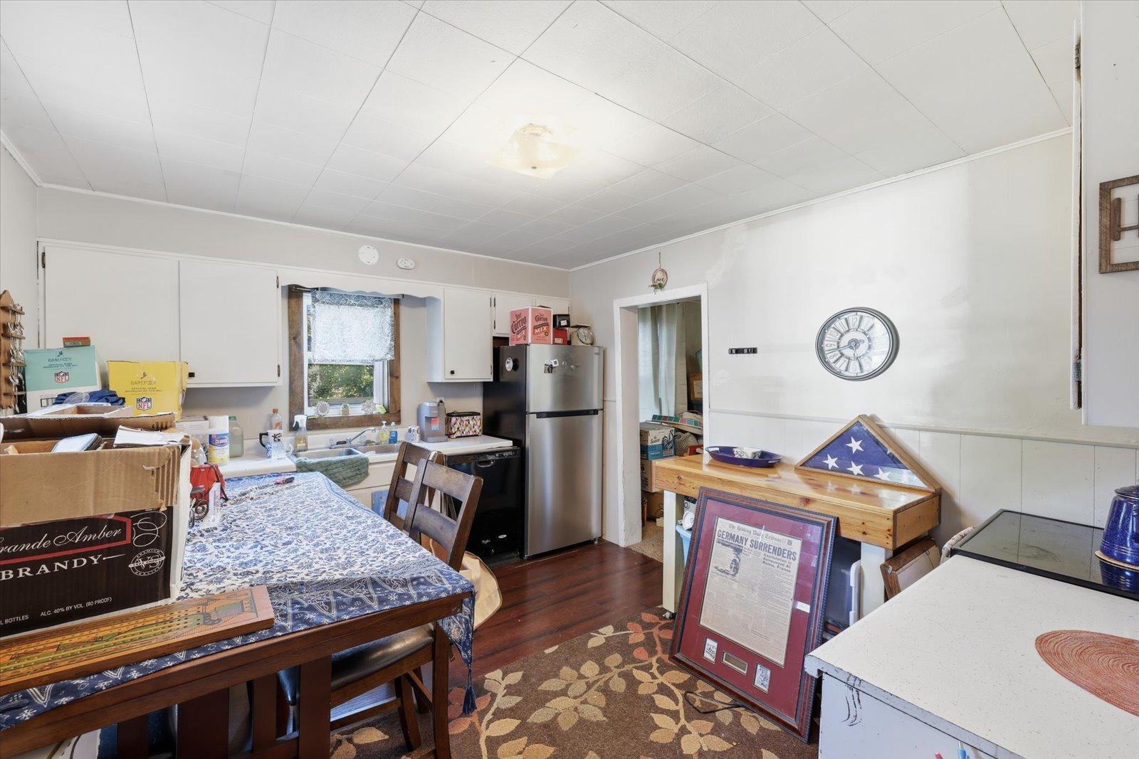 Main Floor Kitchen