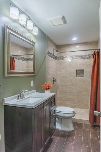 7657 Primrose Place, Chanhassen, MN 55317