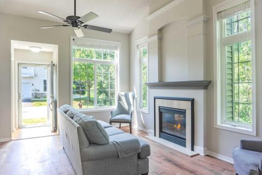 7657 Primrose Place, Chanhassen, MN 55317