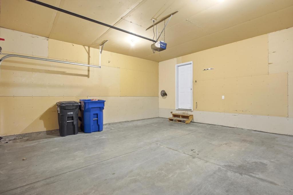 Garage.jpg