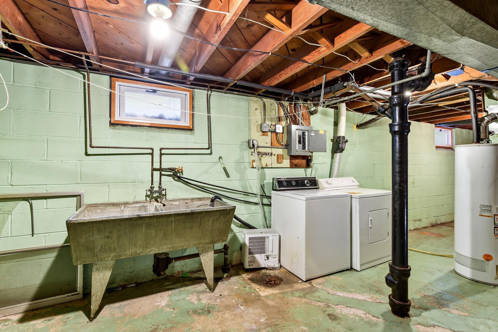 22-web-or-mls-548-82nd-Ave-NE-22.jpg