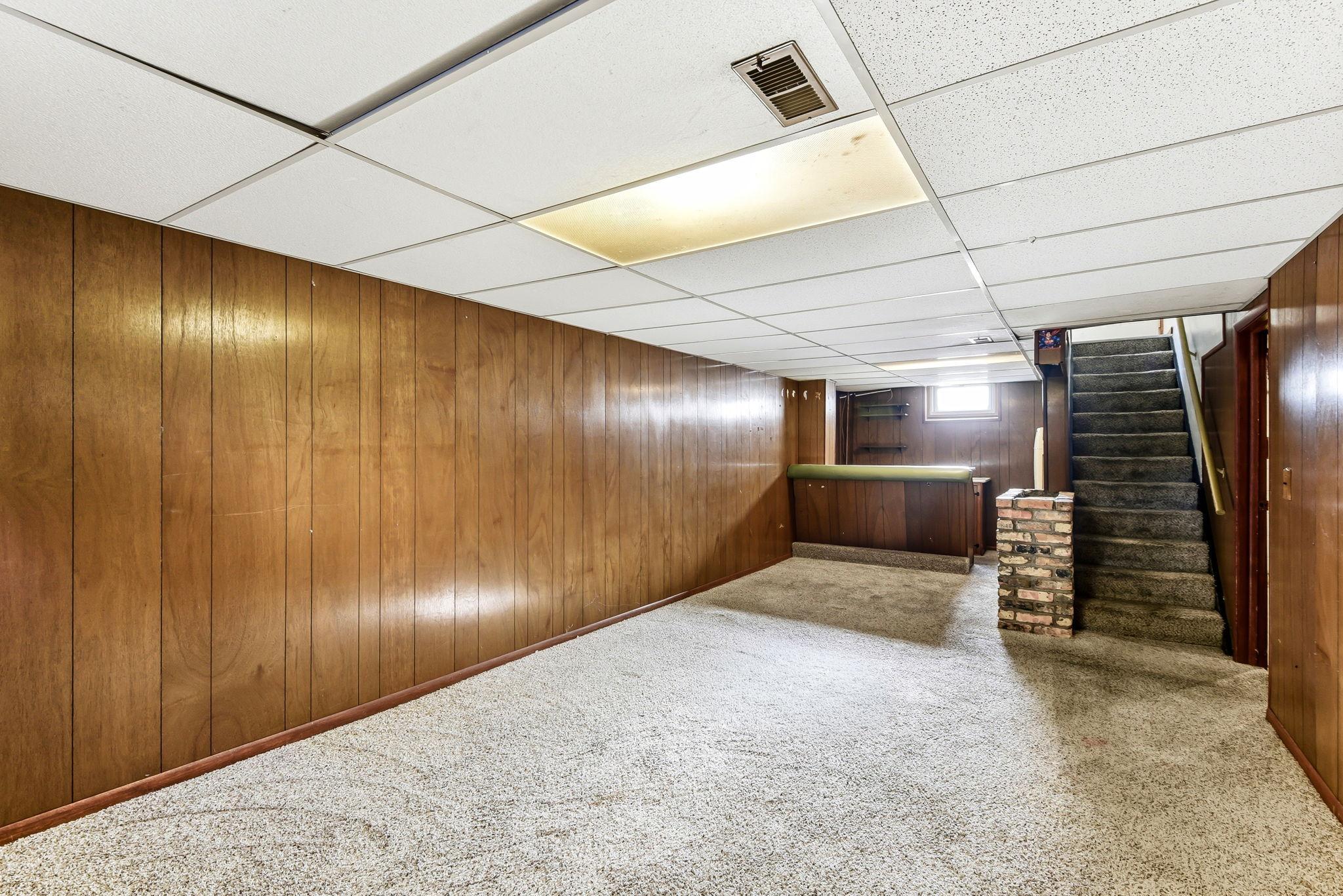 18-web-or-mls-548-82nd-Ave-NE-18.jpg