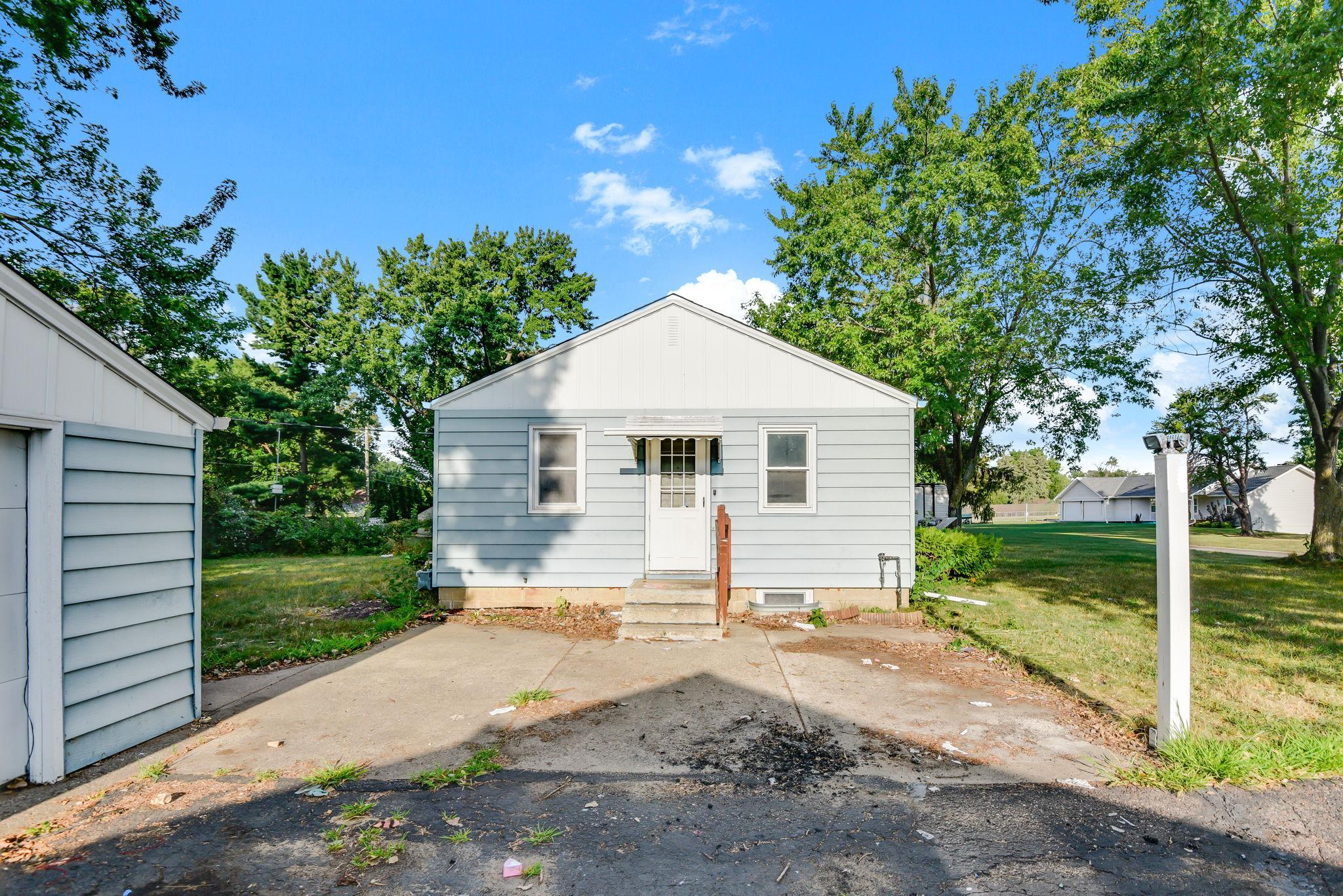 26-web-or-mls-548-82nd-Ave-NE-26.jpg