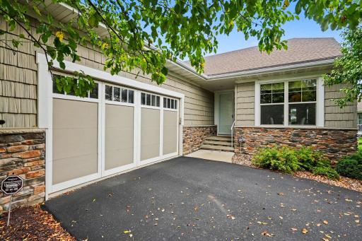 10776 Lyndale Bluffs Trail, Minneapolis, MN 55420