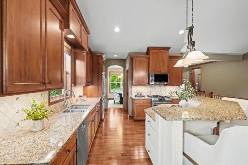 10776 Lyndale Bluffs Trail, Minneapolis, MN 55420