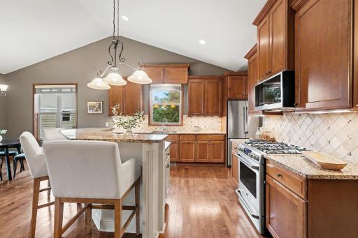 10776 Lyndale Bluffs Trail, Minneapolis, MN 55420