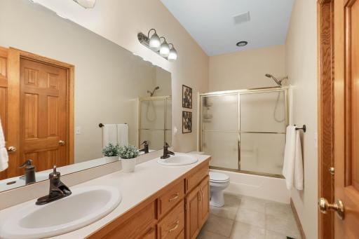 18949 Embry Avenue, Farmington, MN 55024