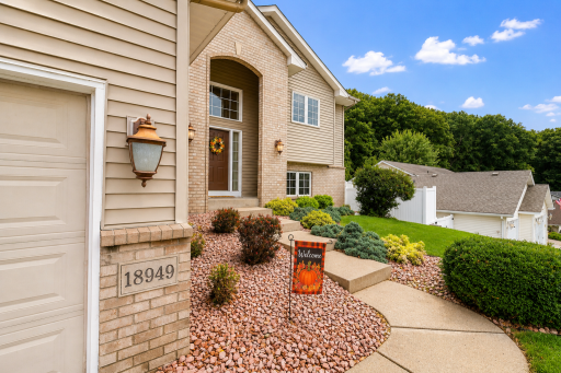 18949 Embry Avenue, Farmington, MN 55024