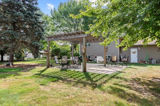 26-web-or-mls-110 Pine Circle Somerset-22.jpg