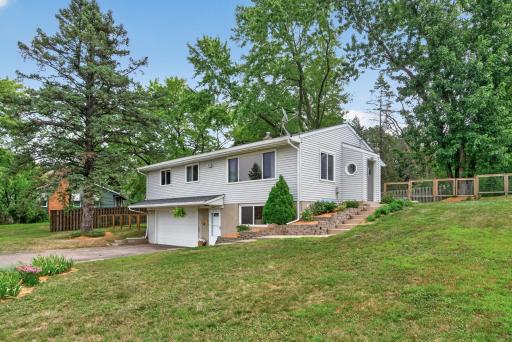Photo for 5411 Baker Road, Minnetonka, MN 55343 - listing #7130379 5411 Baker Road, Minnetonka, MN 55343