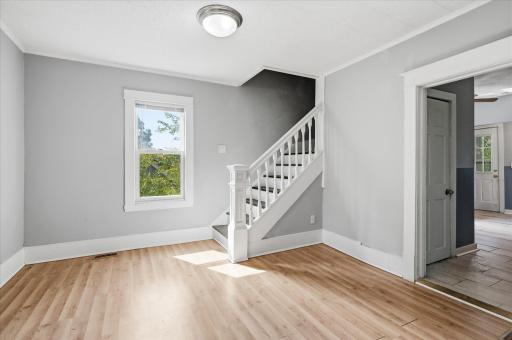 1565 7th Street E, Saint Paul, MN 55106