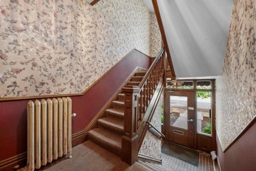 294 Dayton Avenue, 1E, Saint Paul, MN 55102
