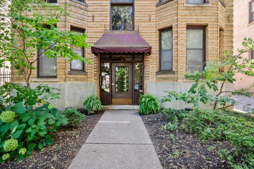 294 Dayton Avenue, 1E, Saint Paul, MN 55102
