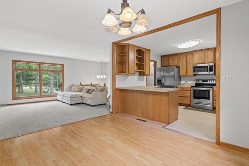 650 93rd St, Roberts, WI-6.jpg