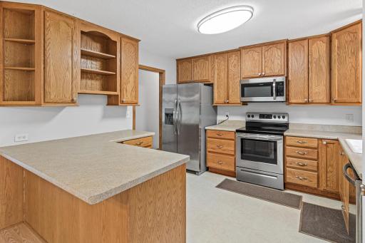 650 93rd St, Roberts, WI-7.jpg