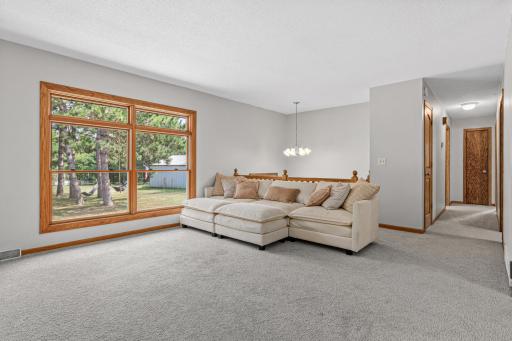650 93rd St, Roberts, WI-3.jpg