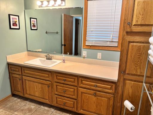 2526 Albion Avenue, Fairmont, MN 56031