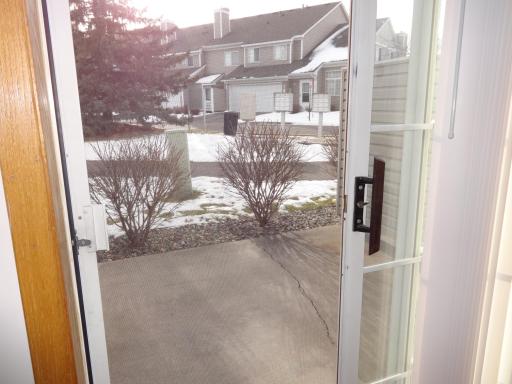 15 - View from patio - large side lot to enjoy.JPG