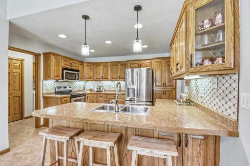 Kitchen1_1-1280.jpg