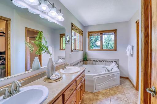 Primary Bathroom1_2-1280.jpg