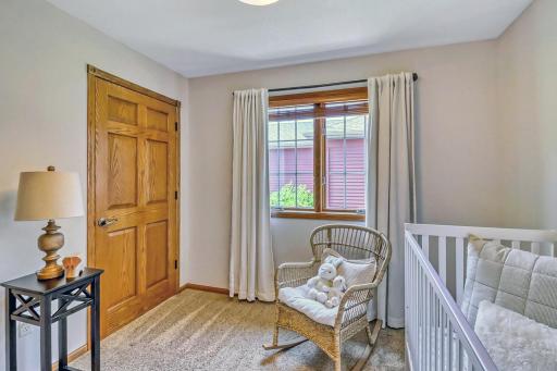 Bedroom2_2-1280.jpg