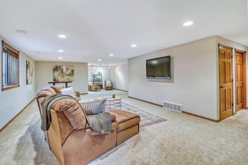 Basement1_1-1280.jpg
