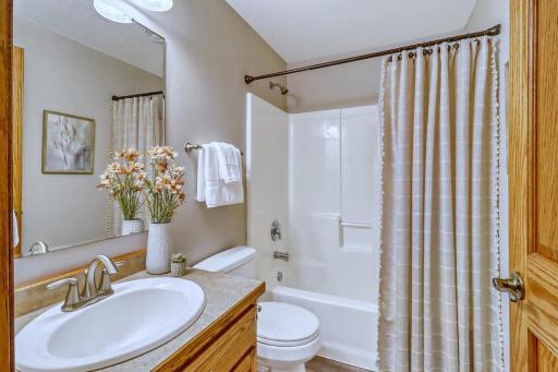 Basement Bathroom1_1-1280.jpg