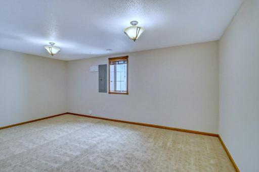 Basement room1_1-1280.jpg