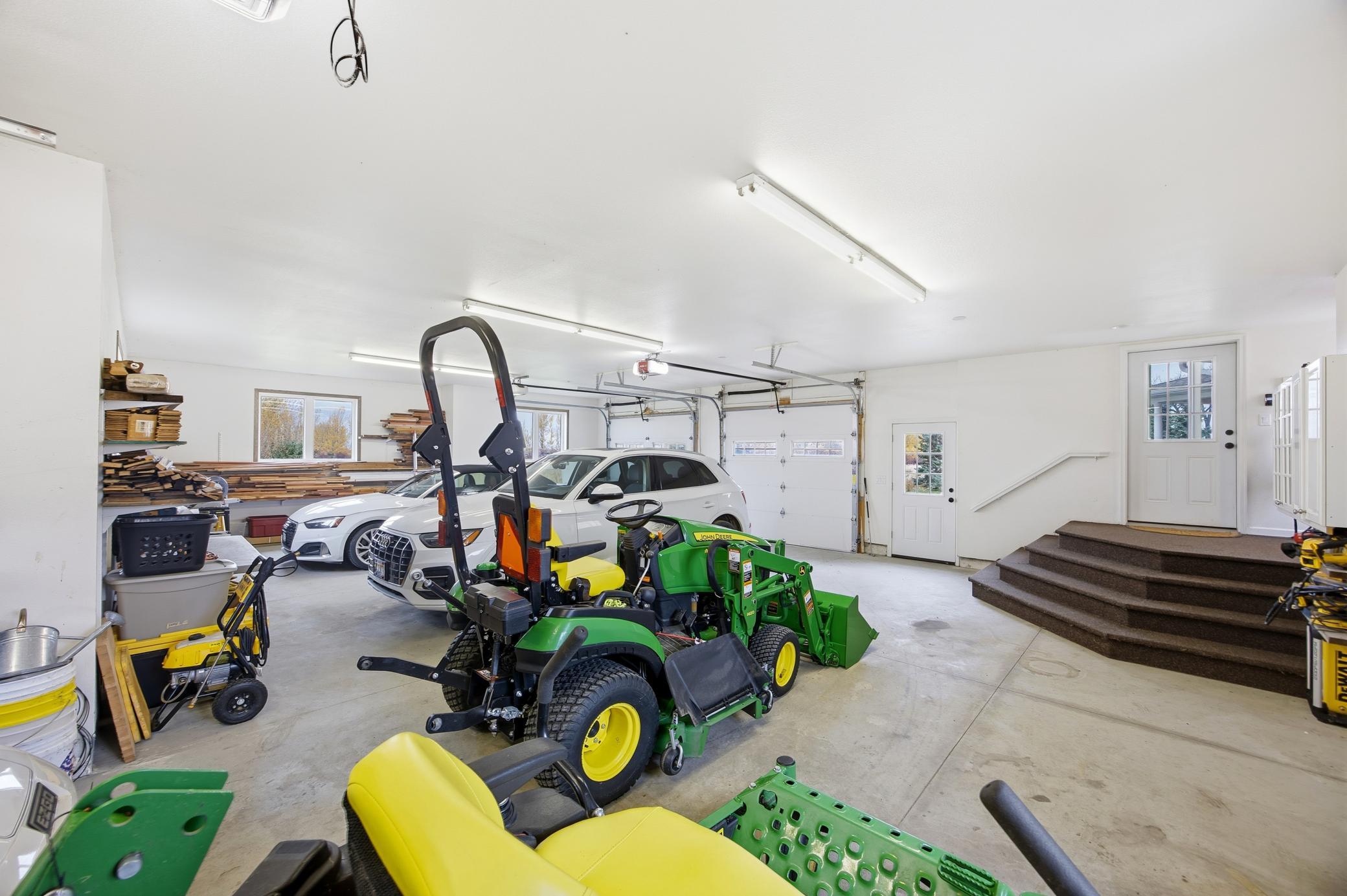 Finished Garage - Heated Floor