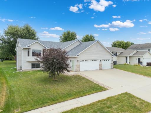 506 7th Avenue NE, Byron, MN 55920