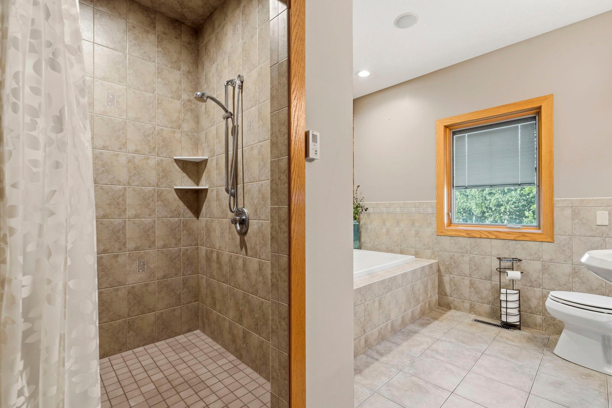 79-web-or-mls-A7308188.jpg
