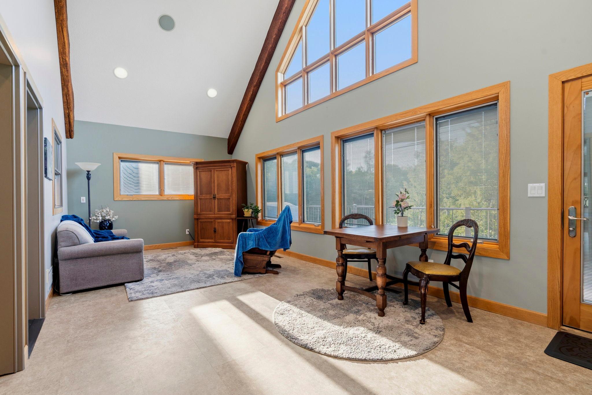119-web-or-mls-A7308168.jpg