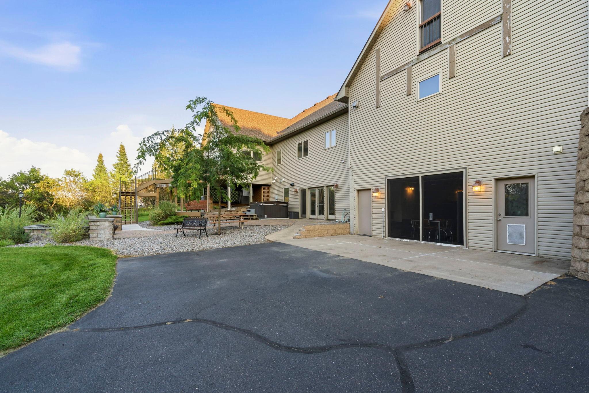 121-web-or-mls-A7308471.jpg