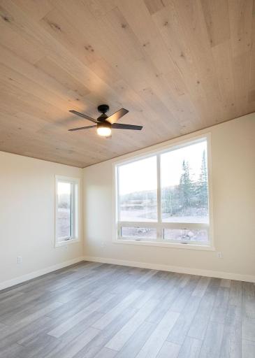 2nd Bedroom Ensuite with upgraded wood ceiling
