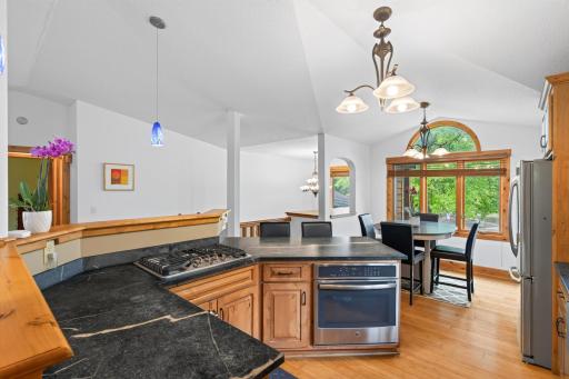 15_11607_Hillside15_mls.jpg