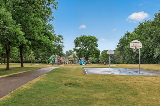 50_11607_Hillside50_mls.jpg