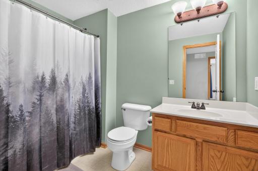 18057 Kindred Court, Lakeville, MN 55044