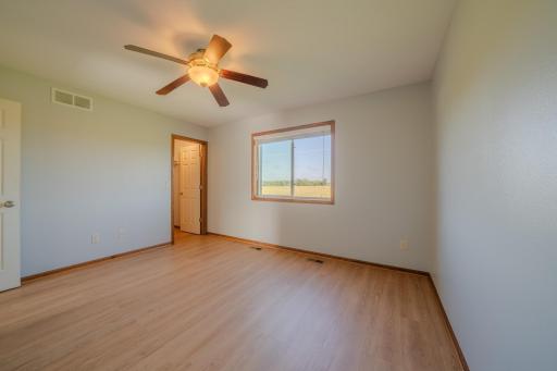1051 Yellowstone Avenue, Saint Cloud, MN 56303