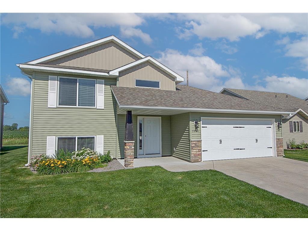 Bi-level 4 bed 2 bath 2 stall attached garage