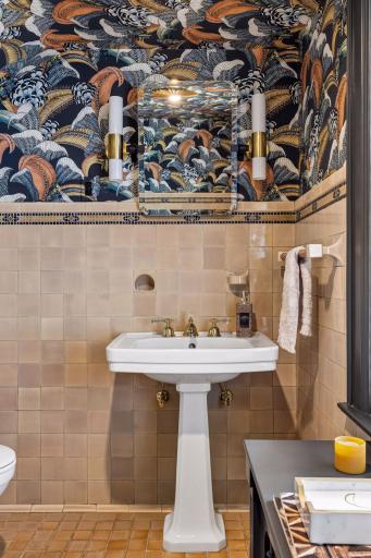 1465 Summit Avenue, Saint Paul, MN 55105