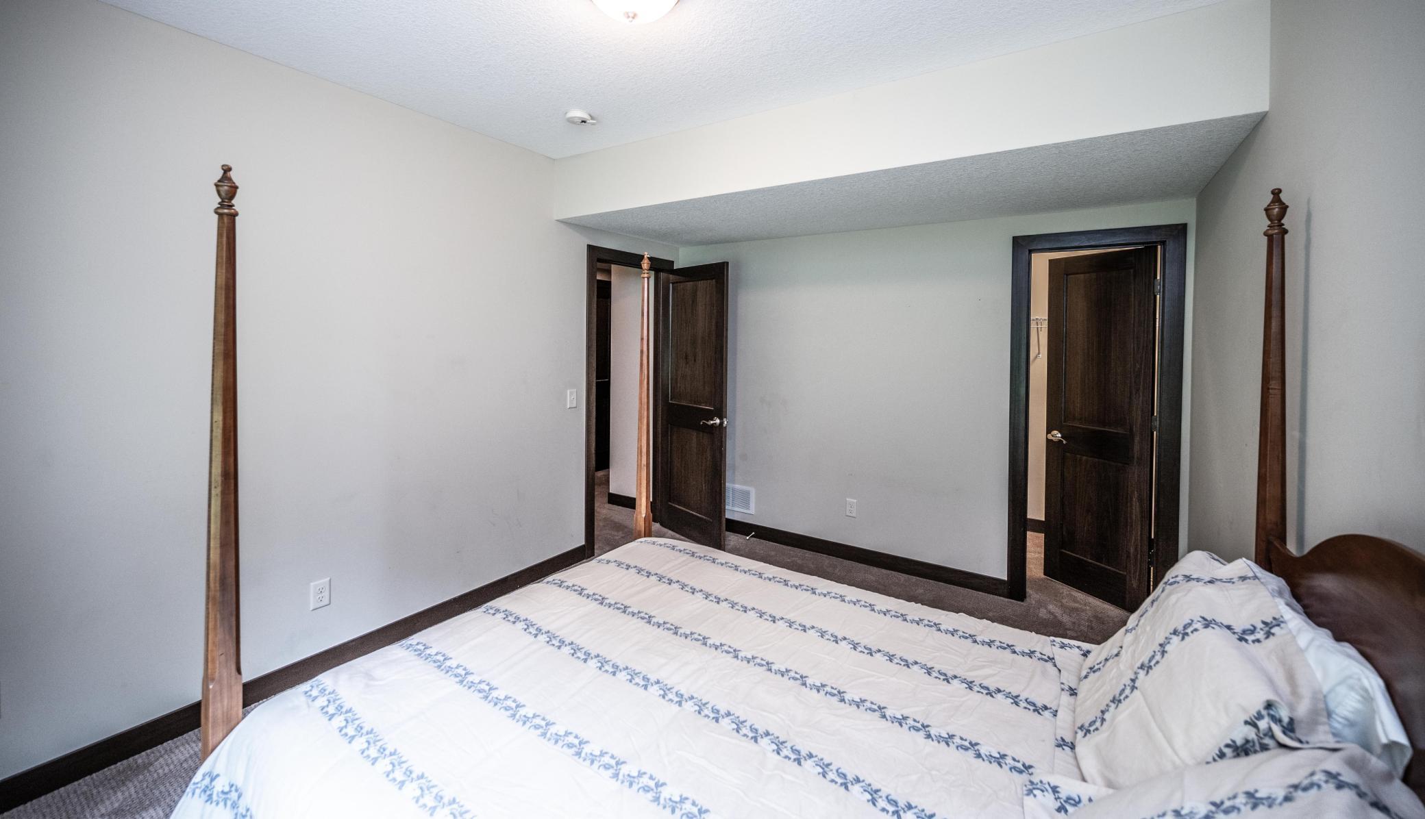 053-036-Bedroom 4-4200x2416.jpg