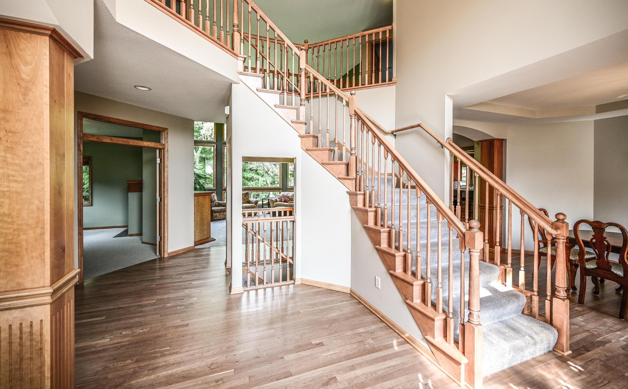 015-040-Entryway-4200x2602.jpg