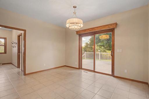 22_W7885CountryAve_Dinette1_mls.jpg